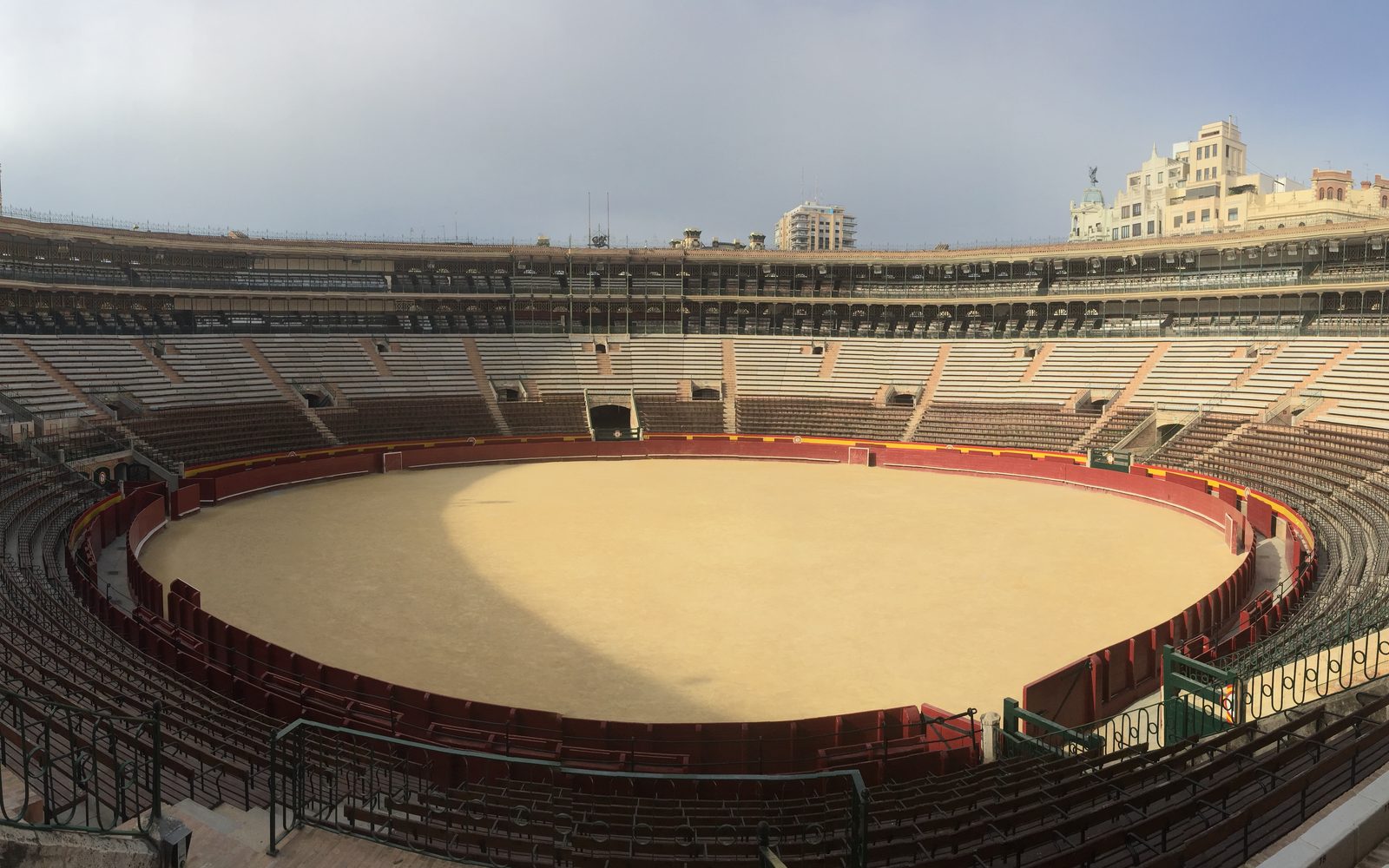 Valencia sports travel